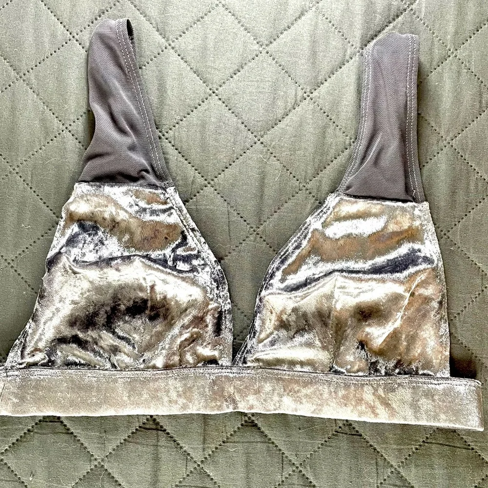 Adorable velour bra made by JUST be… - Picture 1 of 3